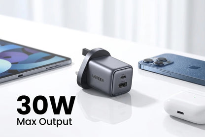 UGREEN 2-Port GaN 30W Fast Charger